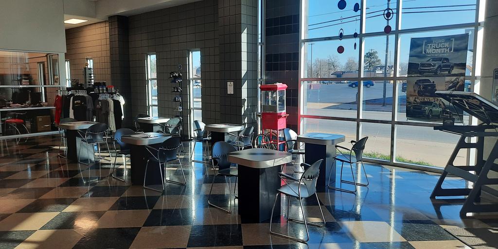 Dealership gallery photo 10